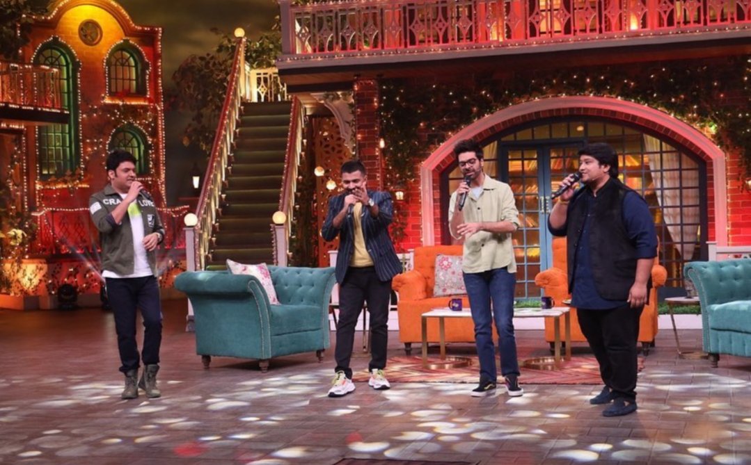 Another musical evening at #TheKapilSharmashow awesome parformnace of musical Duo 
@SachinJigarLive & @aslidivyakumar 
@KapilSharmaK9 @almostbharat 
#tkss #comedy #laughter #musicalnight