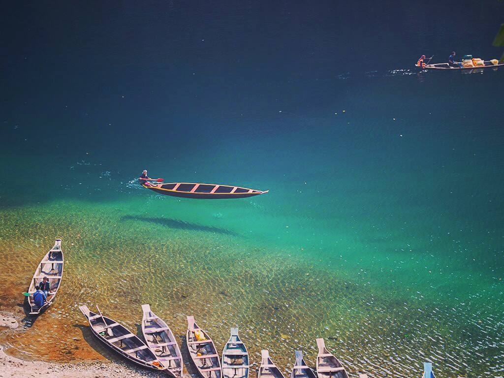 desi_thug1's tweet photo. India is Rich with So many Incredible Destinations Which You Can't Imagine Really Exists.

"Umngot river" in Dawki Meghalaya, Famous for crystal clear Water, You can See the Bottom of River Clearly. 

Sad but Indian wants to visit Paris, Switzerland only https://t.co/1Mn2AAbiNc