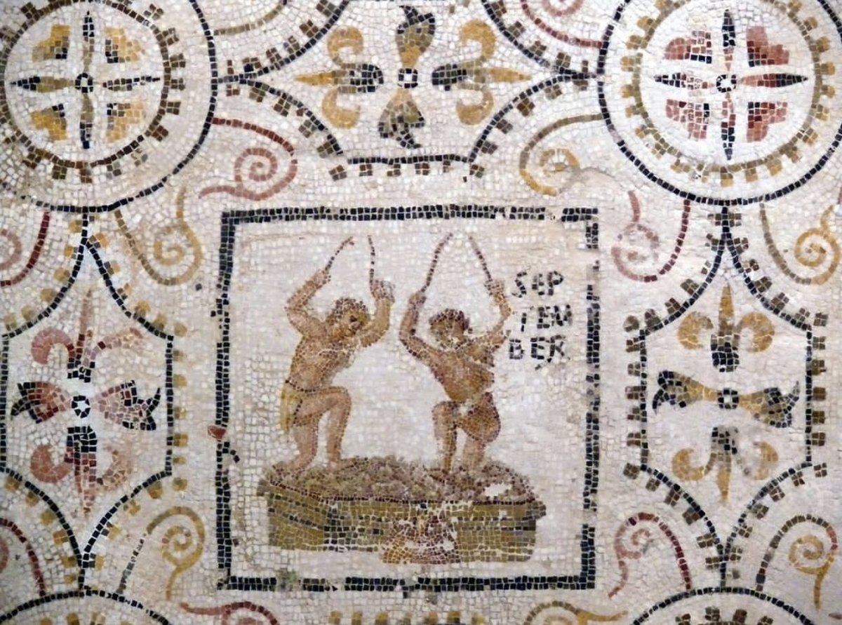 Hoş geldin Eylül / Welcome September Takvim mozayiği / Calendar Mosaic with Seasons... #antikhotelistanbul #antikcisterna #archeology #turkey #istanbul