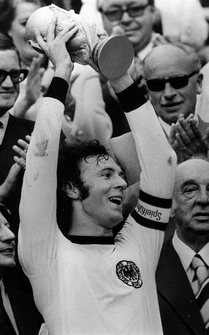 Happy birthday Franz Beckenbauer  One of the all-time greats  