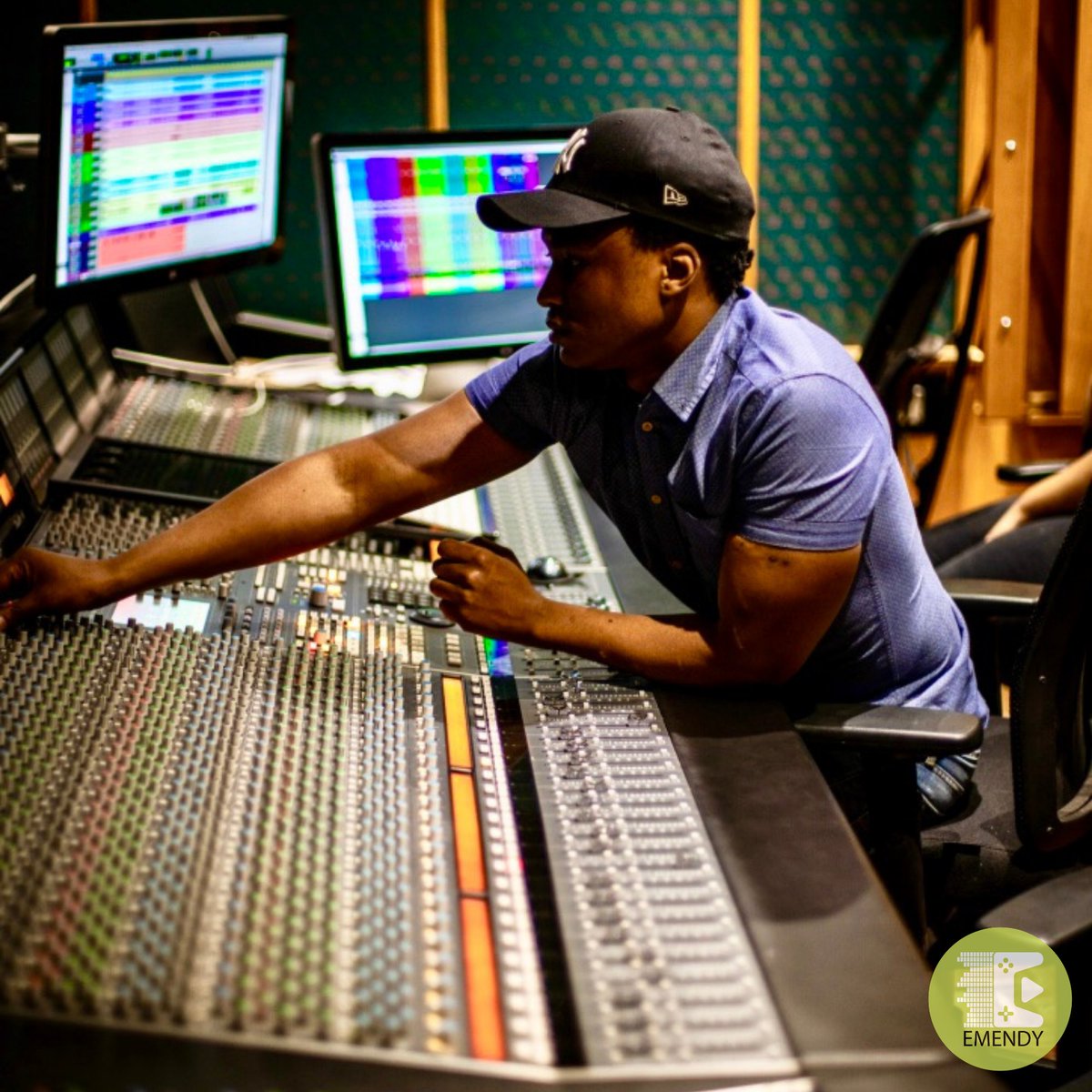 It's weekend time! Happy #faderfriday😁

Remember to join us at our Virtual Open Day tomorrow!🤩

Book your free spot here: quiz.emendy.co.za/virtual-openda…

#emendyinstitute #highereducation #musictechnology #musicproduction #gamedev #gamedesign #virtual #openday2020 #joinus #studymusic