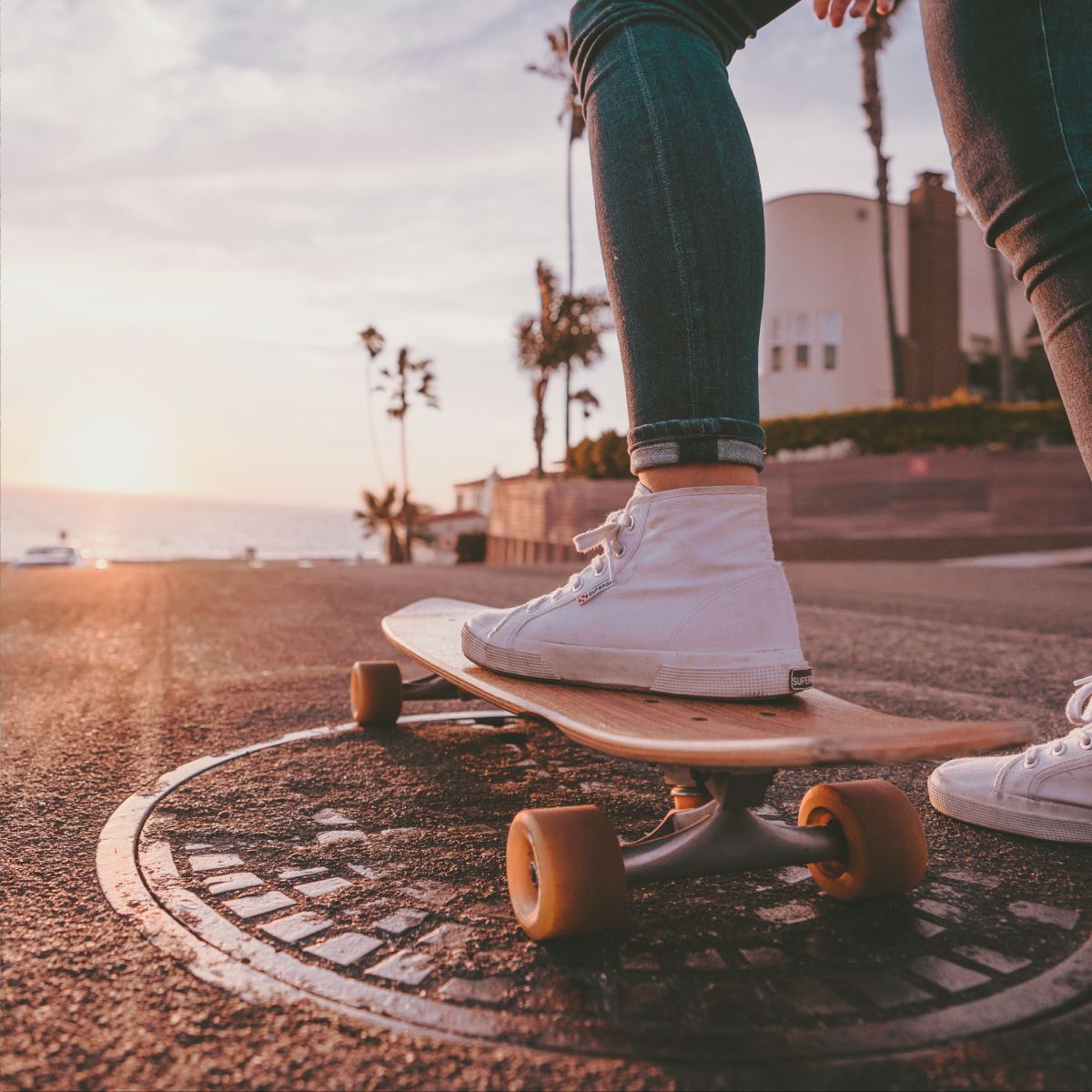 justbrandsco's tweet photo. Think less. Live more! #inspo #life #lifestyle #radical #sport #sunset #skate #risk https://t.co/PV8wiN3Wxl