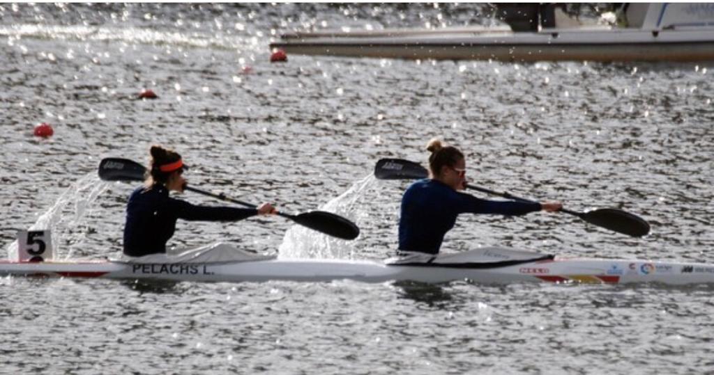 ialtitude_'s tweet photo. Nuestras piragüistas de la @RFEPiraguismo @laiapelachs y @begolazcano  se alzaron con el primer puesto en el K2-500M,del selectivo el pasado fin de semana en Pontevedra.
Mientras que Isabel Contreras, se hizo con el segundo puesto en K1-500M.¡Enhorabuena chicas por el triunfo🏆! https://t.co/FKOjxyc7oj