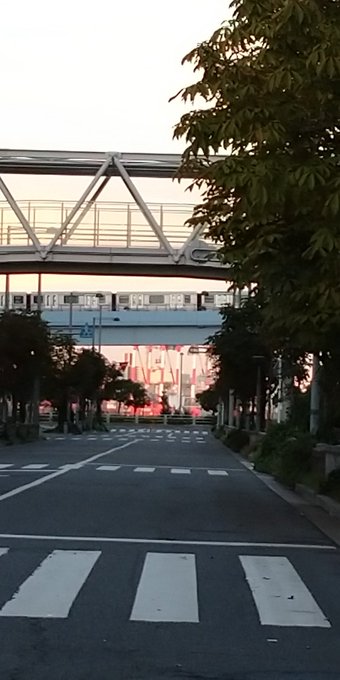 都会のtwitterイラスト検索結果