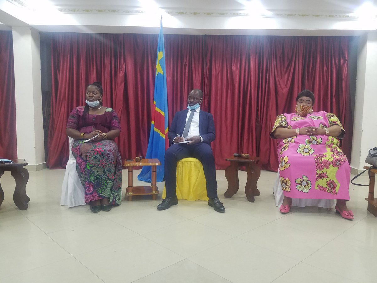 AlutaEnoch's tweet photo. #Le service militaire obligatoire c'est pour remettre le #congolais dans un état normal,Il faut #formater ce disque dur dans la tête des congolais qui a un virus qu'il faut chasser dit le #Ministre national de la jeunesse @BillyKambale1 , @PrimatureRDC @Presidence_RDC @Gomactif. https://t.co/SDc7GmXd9j