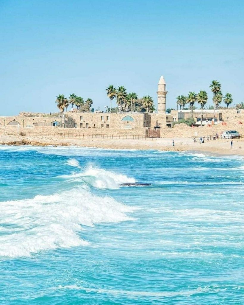 إسرائيل الجميلة حيث يعانق المسجد البحر في صورة بديعة... جمعة مباركة
 
📸 تصوير : Instagram.com/danicaspi