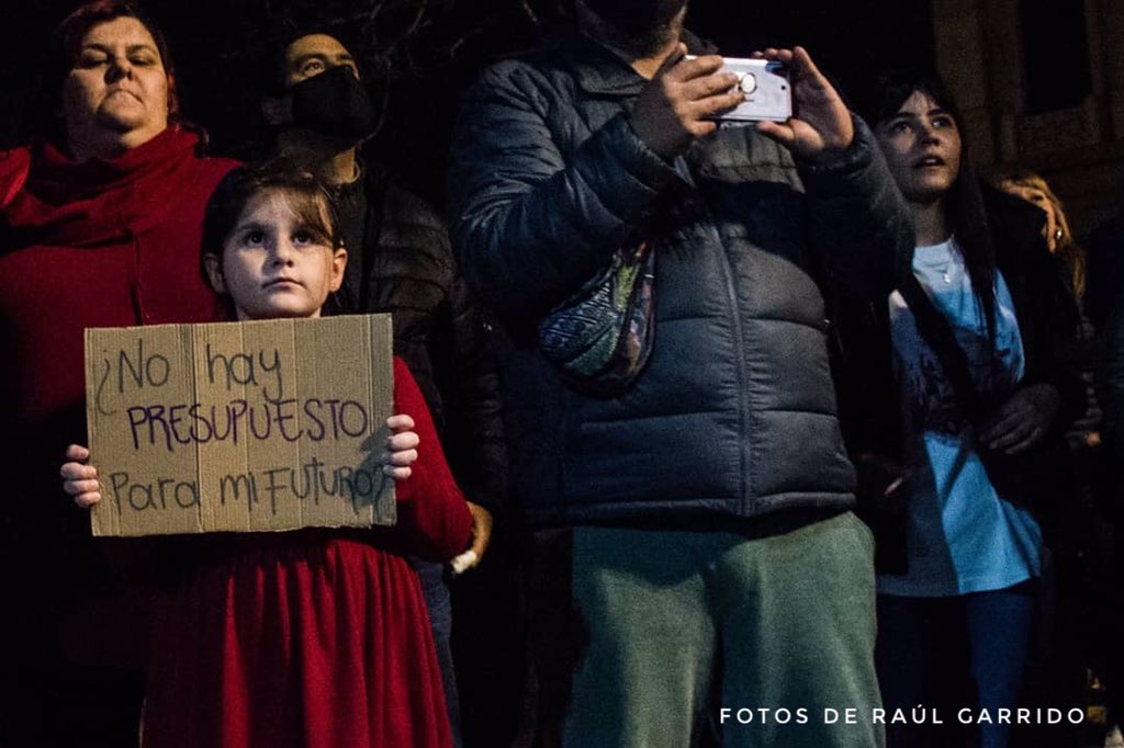 FFIPuNe's tweet photo. Ffipune acompañó a la Intersocial en la concentración por Presupuesto Popular

Fotos de @RalGarrido3 https://t.co/hjS397PAAw