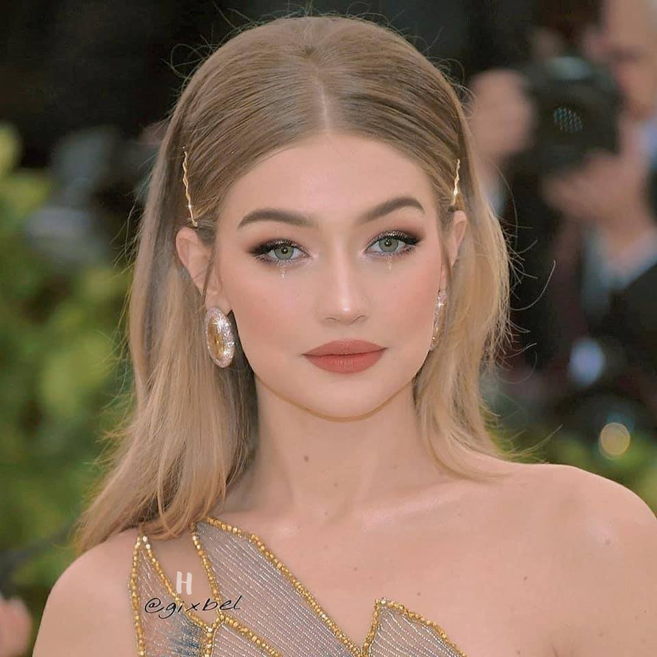 ggluvcats's tweet photo. จีจี้ปี 2018 แก นางฟ้ามาก สวยมาก https://t.co/yc7gZp8fFU
