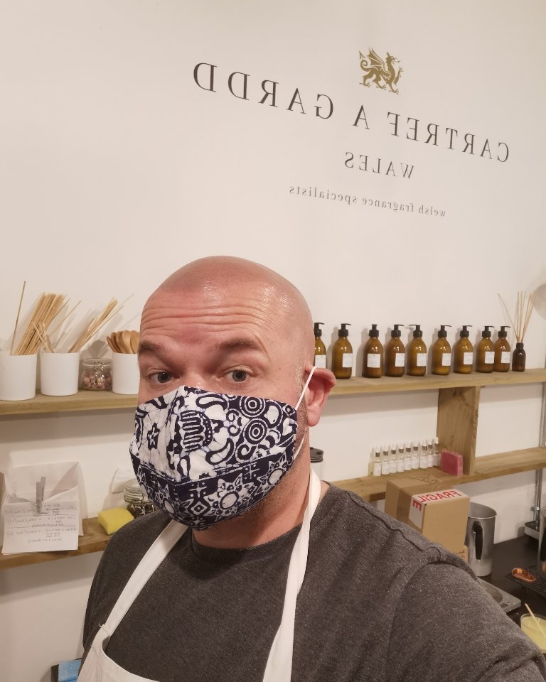 cartrefagardd's tweet photo. If you're planning on visiting the shop from Monday, please wear a face mask (in line with latest Welsh Government requirements).  I'm smiling behind mine, I promise. https://t.co/VdJGCMaEF4