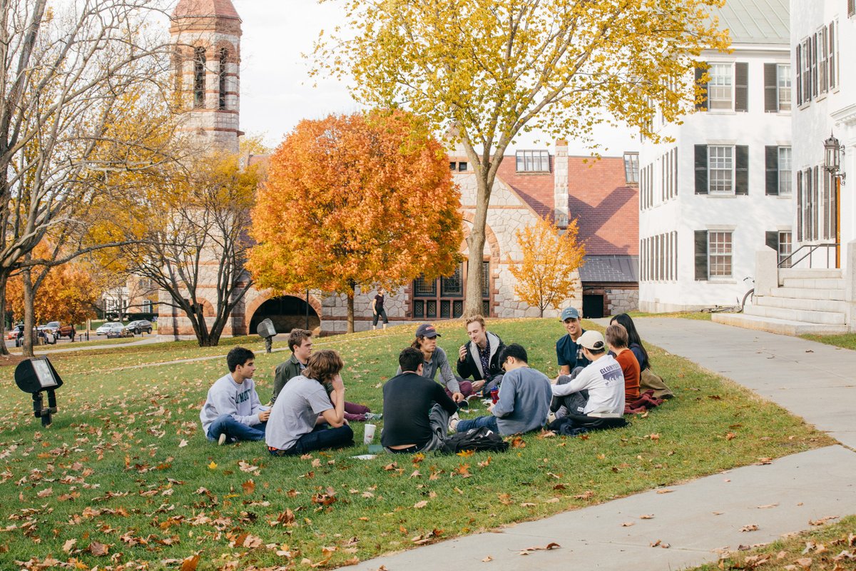 In this issue of the Teaching and Learning Connection newsletter, our video series on remote teaching good practices, Slack integration, VoiceThread training, and a student name pronunciation tool. View and subscribe: dcal.dartmouth.edu/news/2020/09/t…