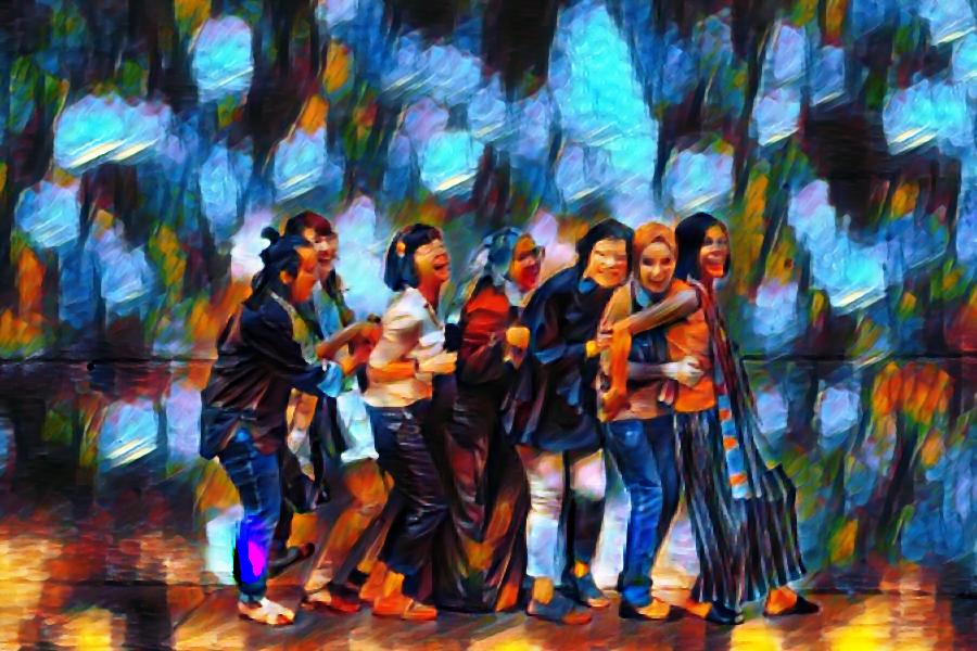 Another bias may be on gender. But who cares!Ironically naming some great Lady accounts   @Iamtracylynn  @RealMrsKing  @WeRAchievers  @keeponrunning20  @chatwithkatblog  @MFbythesea  @ApprovedSide  @ChezSirene [3/8]