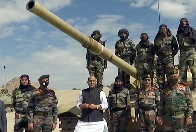 chirumamilla4's tweet photo. PLA are encroachers, propagate terror in Asia; @adgpi @ForcesIndian @ITBP_official #SFF are patriots - battle hardened fighting wars dealing terrorists; #RoguePakArmy @OfficialDGISPR are terrorists disguised as army @republic @dawn_com @PDChina @FoxNews @SputnikInt @AJEnglish https://t.co/Ivzk0Pb9ct