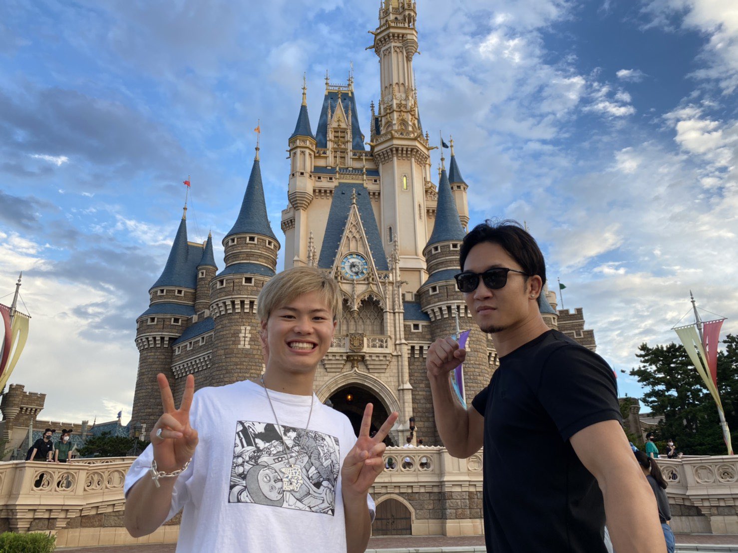 Twitter 上的 那須川 天心 未来さんと ディズニーデート 13日 19時から 那須川天心チャンネルで公開 見てね いや 楽しかった チャンネル登録よろしくね T Co Yl3lcwddqv T Co Tophm1igyx Twitter