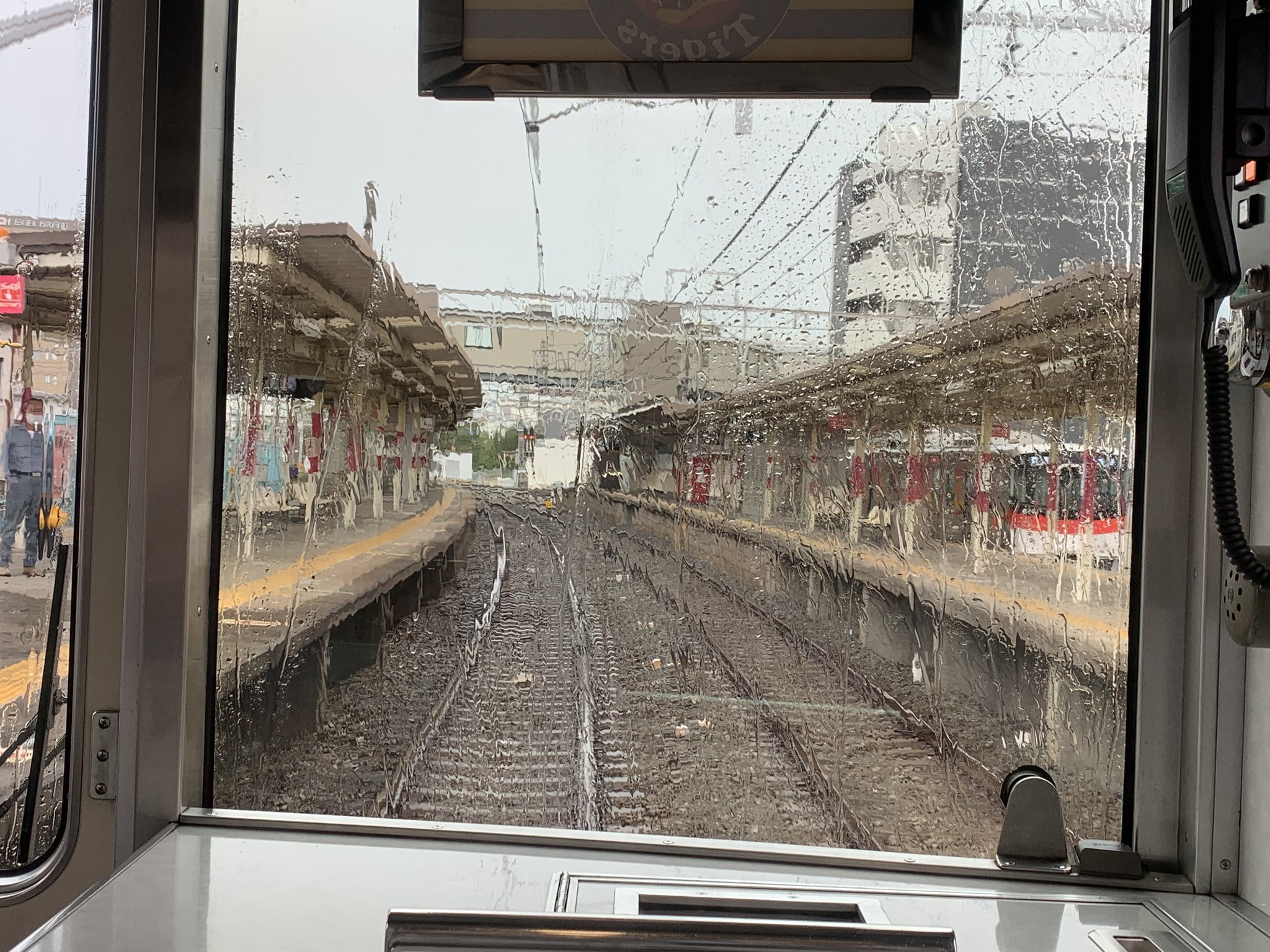 大河阪急 Hk 08 高砂駅の時刻表を見ても14時43分の普通車だけが他のパターンダイヤより３分ズレてるのが判るなぁー 山陽電車