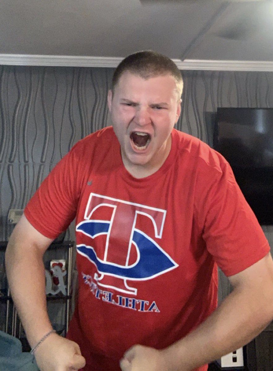 HRL_2003's tweet photo. Fired Up Friday #tcwvirtual #seniorszn @tctitans2021 @TCWTitans https://t.co/r1MiQ4EBEA