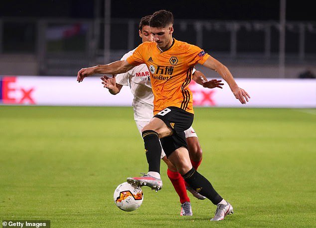 It might turn out to be too good to be true with rumours flying around that Wolves are still in the market for another LWB (Telles). It’s very unlikely Wolves will get a new wingback before Monday so Vinagre looks set to start.