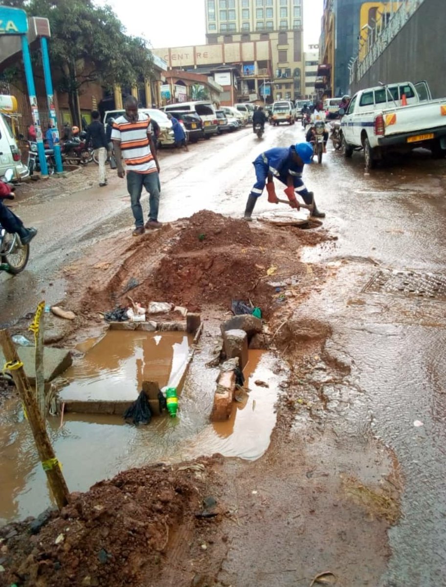 <a href="/kibeoscar/">oscardee 🇰🇪🇺🇬</a> <a href="/nwscug/">NWSC 🇺🇬</a> @BenardPaade <a href="/Johnlaban256/">Mwami</a> <a href="/MrTenderi/">Kulisi</a> <a href="/ronniemusumba1/">Vice President Ronnie</a> @oddsrasheed <a href="/fidelslove/">Saufah🦋</a> <a href="/brintonmarcus/">Gumisiriza Brinton</a> <a href="/McCarol256/">Mom Gabriella.Ethics @payansneakers👟🇺🇬™</a> <a href="/MimiHearts1/">Mimi Hearts💞</a> <a href="/mukigainrukiga/">Mukiga in Rukiga™✳️</a> <a href="/angelo_kwitonda/">Angelo Kwitonda</a> Our sewers are running well in this area......<a href="/KCCAUG/">Kampala Capital City Authority (KCCA)</a> is handling this blocked storm drain