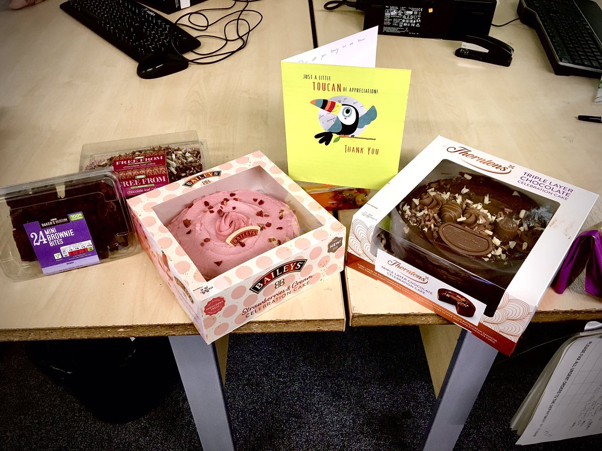 A team treat from one of our lovely students who is leaving us today😢 however she will be back next year as one of our preceptee😊 #cake #yum #teamtreat #teamrowan