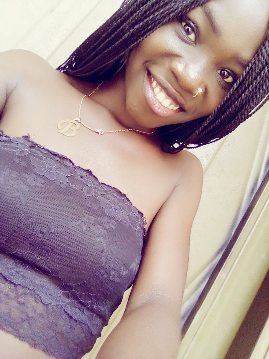 BheeraQ's tweet photo. My name is Bhee
I am an iCON
My full focus is on Laycon❤️&amp;💡

#FullFocusOnLaycon
#BBNaija https://t.co/u8F97mD9JR