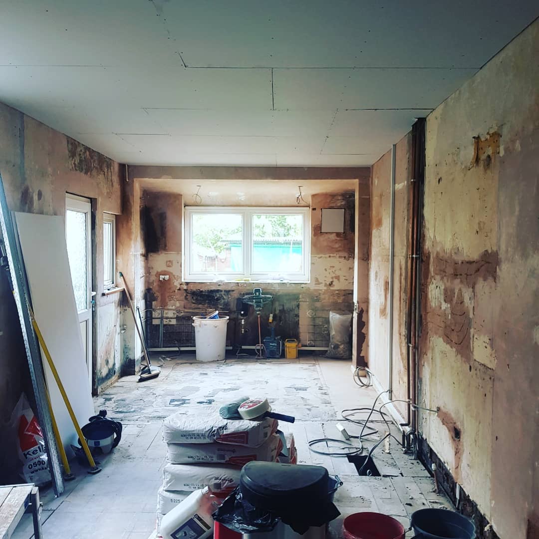 BurgessProjects's tweet image. Our latest kitchen renovation project in Bishopston, Bristol.
Granite to be installed next week, followed by wall tiling and LVT flooring.

Completion photos to follow.

Kitchen supplied by Bristol Plumbing Supplies.

#burgessprojects #bristolplumbingsupplies #kitchendesign