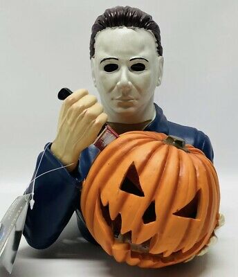 FunkoLatorPops's tweet photo. Halloween Exclusive Michael Myers Light Up Statue Horror Figure NEW https://t.co/KFPyDdRInF https://t.co/d6onQYMOAP