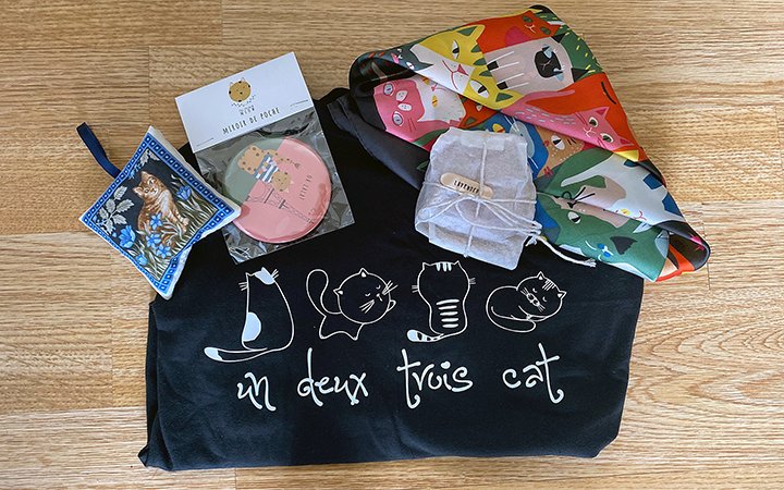 YourCatmagazine's tweet photo. Fancy treating yourself to all of these cat-themed goodies, plus exciting treats for your kitty? Then be sure to check out our recent review of the 'Purrs from Paris' #CattitudeBox, and grab yourself 20% OFF! 😻
Get your discount here: https://t.co/IYl2PGVL2M #FridayFeeling https://t.co/u7xEP0kjgT