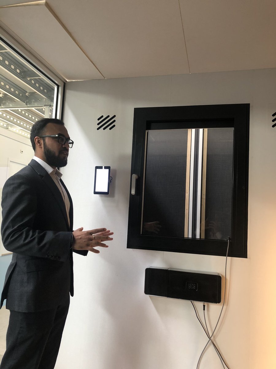 Vandaag bij <a href="/DeNoize4/">DeNoize</a> <a href="/tudelft/">TU Delft</a> om te ervaren hoe “slimme ramen” door innovatie kunnen bijdragen aan bijvoorbeeld een betere leefomgeving in woningen rondom <a href="/Schiphol/">Schiphol</a>