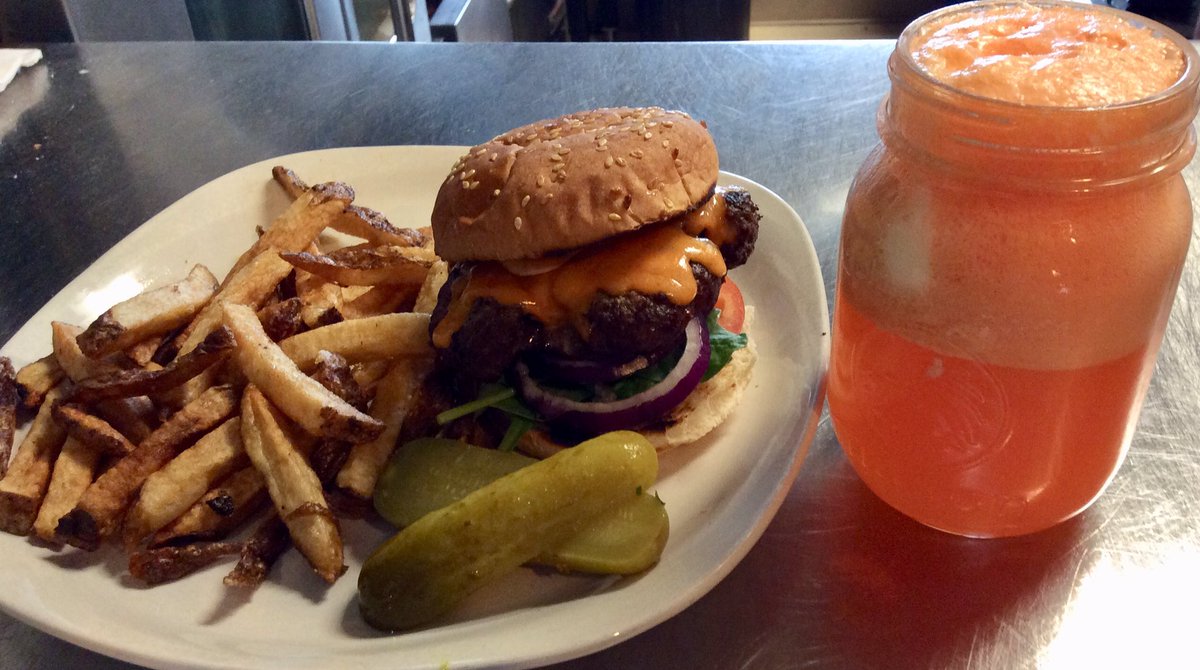 TGIF!

Our Specials today are:
Burger and fries 🍔
Tomato Basil  Soup 🥣
Chocolate Chip Banana Bread 🍌

Coffee is on! Book your table and let us do the rest