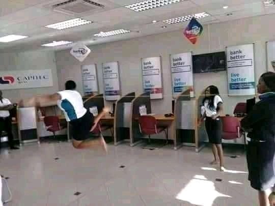 NemavholaNdamu1's tweet photo. Your money will be reversed in the next 24 hours we are working on it #CapitecBank #CapitecPayBackTheMoney #capitecMustFall #Capitec ππππππ https://t.co/x4I4HuQQ1w