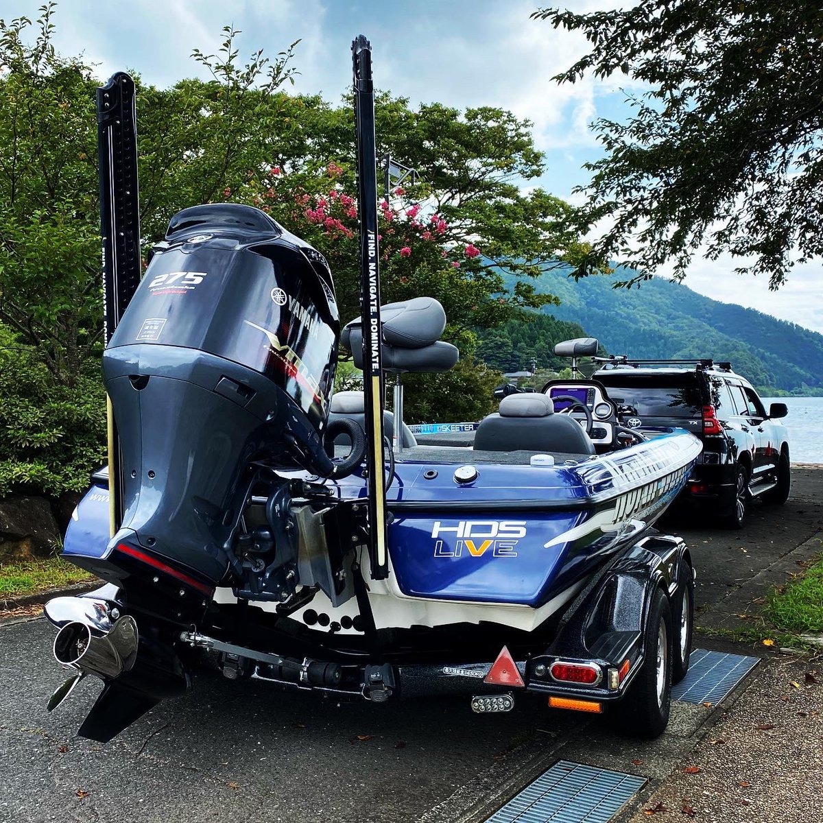 kohoku_k's tweet photo. 湖北から南湖へ。
North Wave号を新オーナーさんの元へお届けです。
#skeeterboats #21iclass #yamahaoutbords #powerpole
#hdslive #activeimaging #3in1 #lowrance #lowrancefishing #ghost #lowranceghost https://t.co/TX60LTNnOn