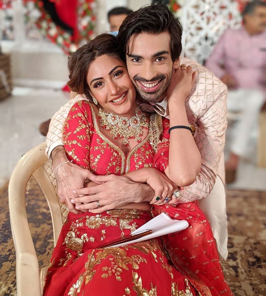 AhmedabadTimes's tweet photo. #MohitSehgal wishes his co-star #SurbhiChandna a very happy birthday with this sweet pic on his Insta handle. Here's wishing this talented actress a very happy birthday! @SurbhiChandna https://t.co/wmIlvuOSQd