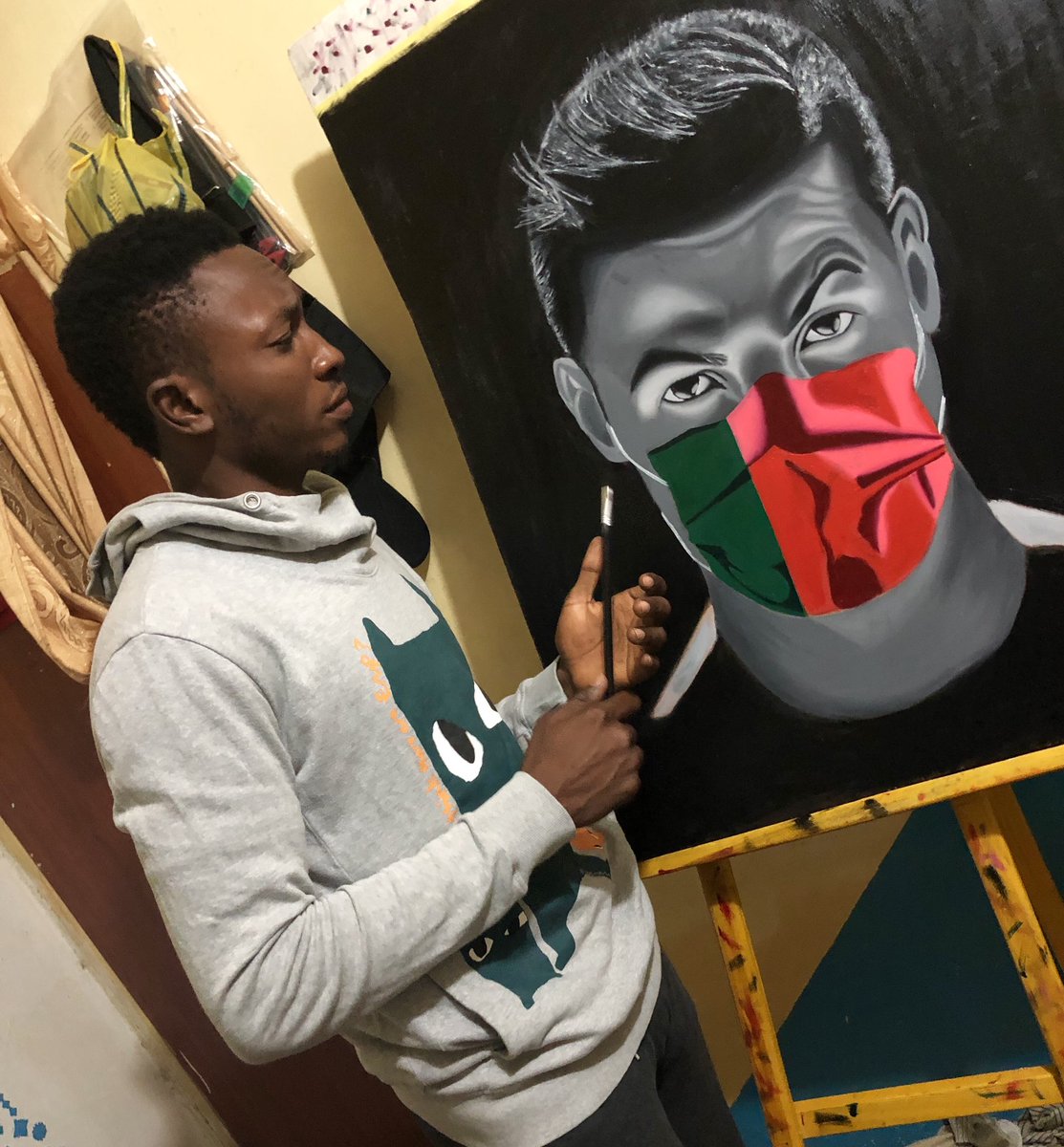 MAU_Stars's tweet photo. Hi guys one of our stars @PieRamos21 have been working on a piece couple of weeks ago. So I said lemme share my work progress with you guys. I am hoping to finish this in couple of weeks God’s willing.. u can pls help me retweet until it reaches @Cristiano thank u all🙏 
RT #CR7 https://t.co/gkR6WblU9Z