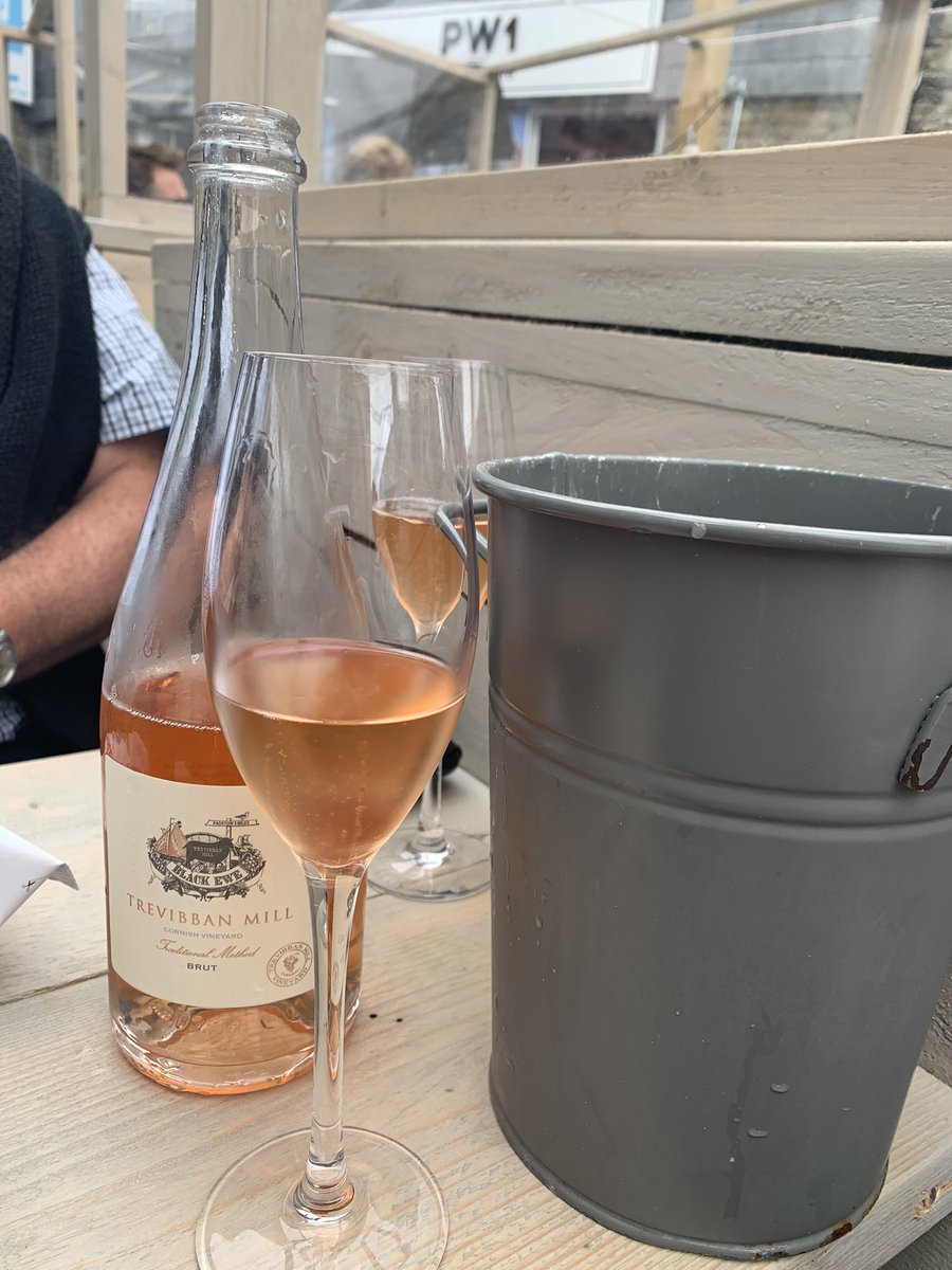 Congrats to <a href="/BinTwoPadstow/">BinTwo</a> on being No 1 in <a href="/HarpersWine/">Harpers Wine & Spirit</a> awards. Good to celebrate your success outside in a booth with a fine bottle.