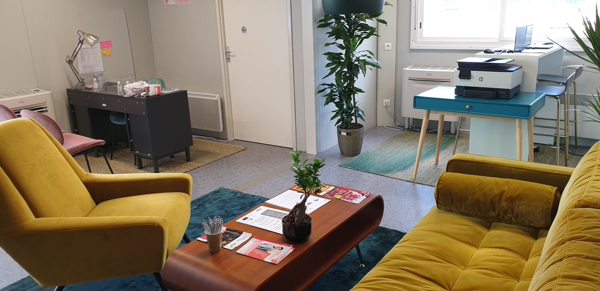 ID Deux Points (@iddeuxpoints) on Twitter photo Inauguration du #DISTRICT, le nouveau pôle restauration qui revitalise #Cergy et auquel l'agence a participé en créant la Maison de l'emploi, #MarketingSuite en plein cœur de ville et le site lesfontainesdelemploi.com
Merci à <a href="/HammersonFR/">Hammerson France</a> et les <a href="/3fontaines/">3fontaines</a> pour leur confiance ! Inauguration du #DISTRICT, le nouveau pôle restauration qui revitalise #Cergy et auquel l'agence a participé en créant la Maison de l'emploi, #MarketingSuite en plein cœur de ville et le site lesfontainesdelemploi.com
Merci à <a href="/HammersonFR/">Hammerson France</a> et les <a href="/3fontaines/">3fontaines</a> pour leur confiance !