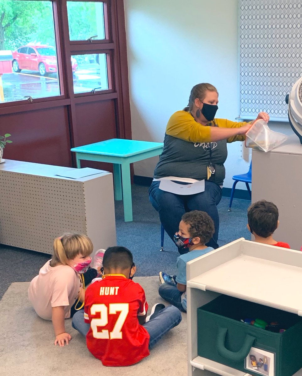 Honored to tag along with <a href="/courtneylholt/">Courtney Holt</a> to visit <a href="/Sandrarasco2/">Ms. Rasco</a> &amp; <a href="/jenny_martie/">Jenny Martie</a> <a href="/NKCSchools/">NKC Schools</a> <a href="/GracemorNKC/">Gracemor Elementary Lions</a> <a href="/NKCTitle1prek/">NKC Title 1 Prek</a> classrooms yesterday! The environment in Ms. Rasco’s room is so inviting to students and Ms. Martie gave students &amp; myself a tremendous morning workout!