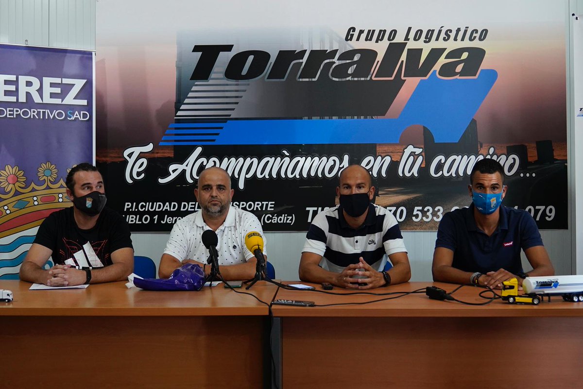 Un 7 que queda en la historia del Xerez CD 😍🔝

¡Gracias por todo <a href="/quiros85/">Antonio Quiros</a>! Has sido un verdadero ejemplo de lo que es ser xerecista 🙌💙⚪

#YoVuelvoYTú