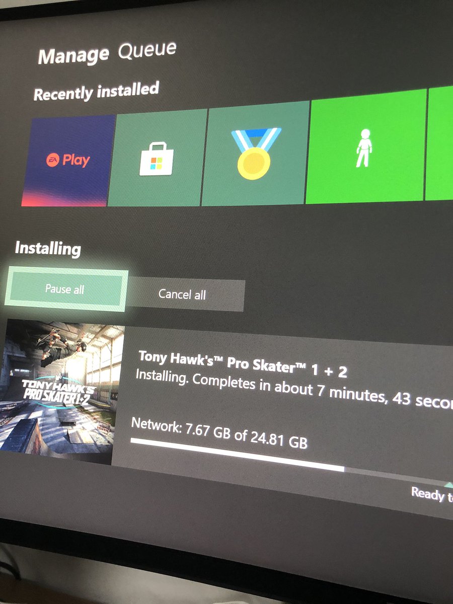 Adam Eriksson tweet media