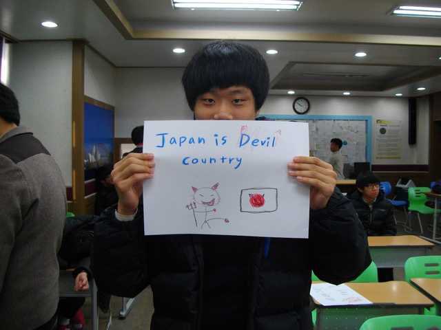 coooool67980993's tweet photo. ③In Korea, education that teaches people to hate other countries because of history is tolerated.

#cancelkorea https://t.co/KytL9bJ7by