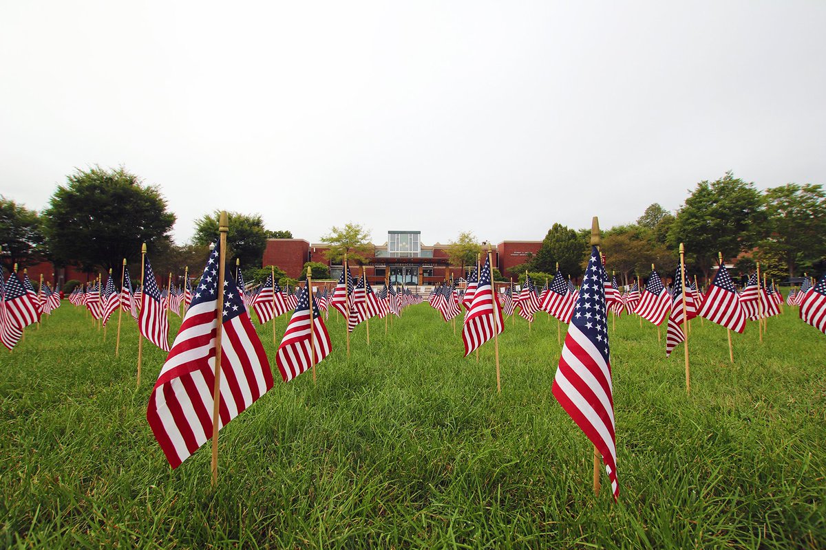 BloomsburgU's tweet photo. We remember … 🇺🇸🎗 #September11 #NeverForget #PatriotDay https://t.co/2FPufyc4uQ