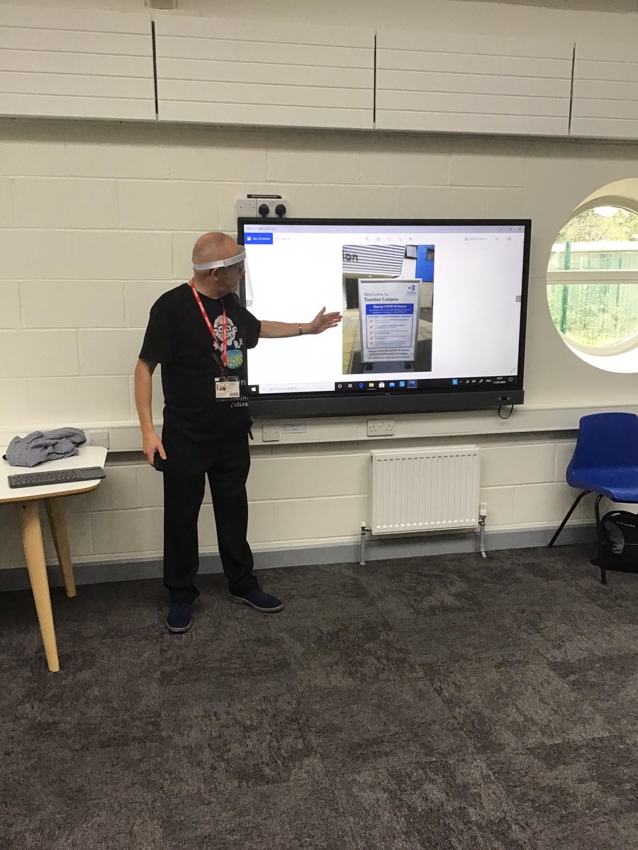 SelworthySchool's tweet photo. Sixth Form enjoyed their in school @BTC_Coll induction from the fabulous Kevin! They are all looking forward to an exciting year ahead with lots of new opportunities and challenges! off to college next week with @IanSpearman1 #collegelife #cookingwithkevin #selworthysixthform https://t.co/Cc6d242bAu