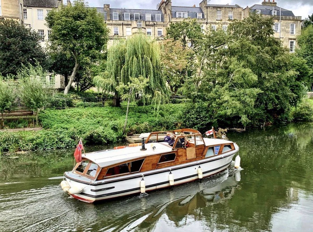 RoyalHotelBath's tweet photo. We highly recommend whilst visiting our beautiful city @AdventuresBath
Various walking/boat tours available and can be booked directly on their website, you can even enjoy a glass of cheeky Prosecco! ๐ฅ ๐ฅ
#boattrip #walkingtours #seebath #visitbath #adventure https://t.co/IwNVoPj5Wm