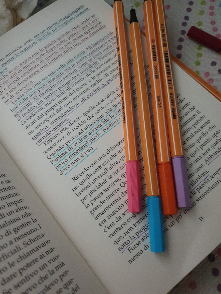 Meygan91's tweet photo. Con i tuoi libri @MassimoBisotti succede sempre questo.. e ogni colore rispecchia qualcosa.. perchè riesco sempre ad immedesimarmi nelle cose che scrivi..
Perchè tu hai questo potere.
#aunmillimetrodicuore #books #bisotti https://t.co/DmpDXknteX