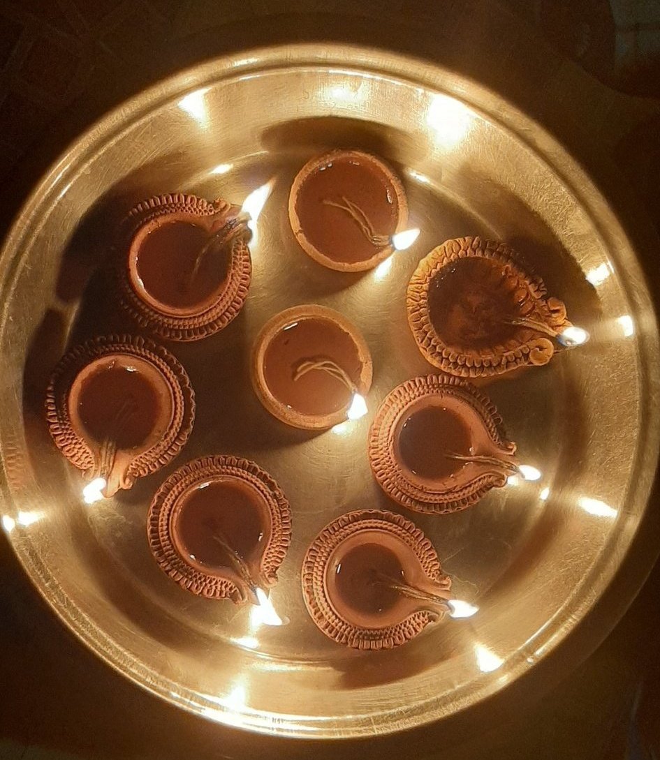 TeamPowerSena's tweet photo. Let's Start ...!
 🪔 

#Bharathiya_Culture_Matters https://t.co/1dfN7qrRK2