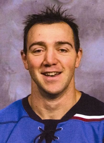 hockey_vintage's tweet photo. ON THIS DAY in hockey history (September 11, 1976): Winger JP Vigier was born in Notre Dame de Lourde, Manitoba. Vigier played 213 NHL games for the @NotThrashers #VintageHockey #NHL https://t.co/MsBAfkljSJ
