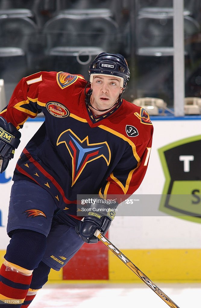 hockey_vintage's tweet photo. ON THIS DAY in hockey history (September 11, 1976): Winger JP Vigier was born in Notre Dame de Lourde, Manitoba. Vigier played 213 NHL games for the @NotThrashers #VintageHockey #NHL https://t.co/MsBAfkljSJ