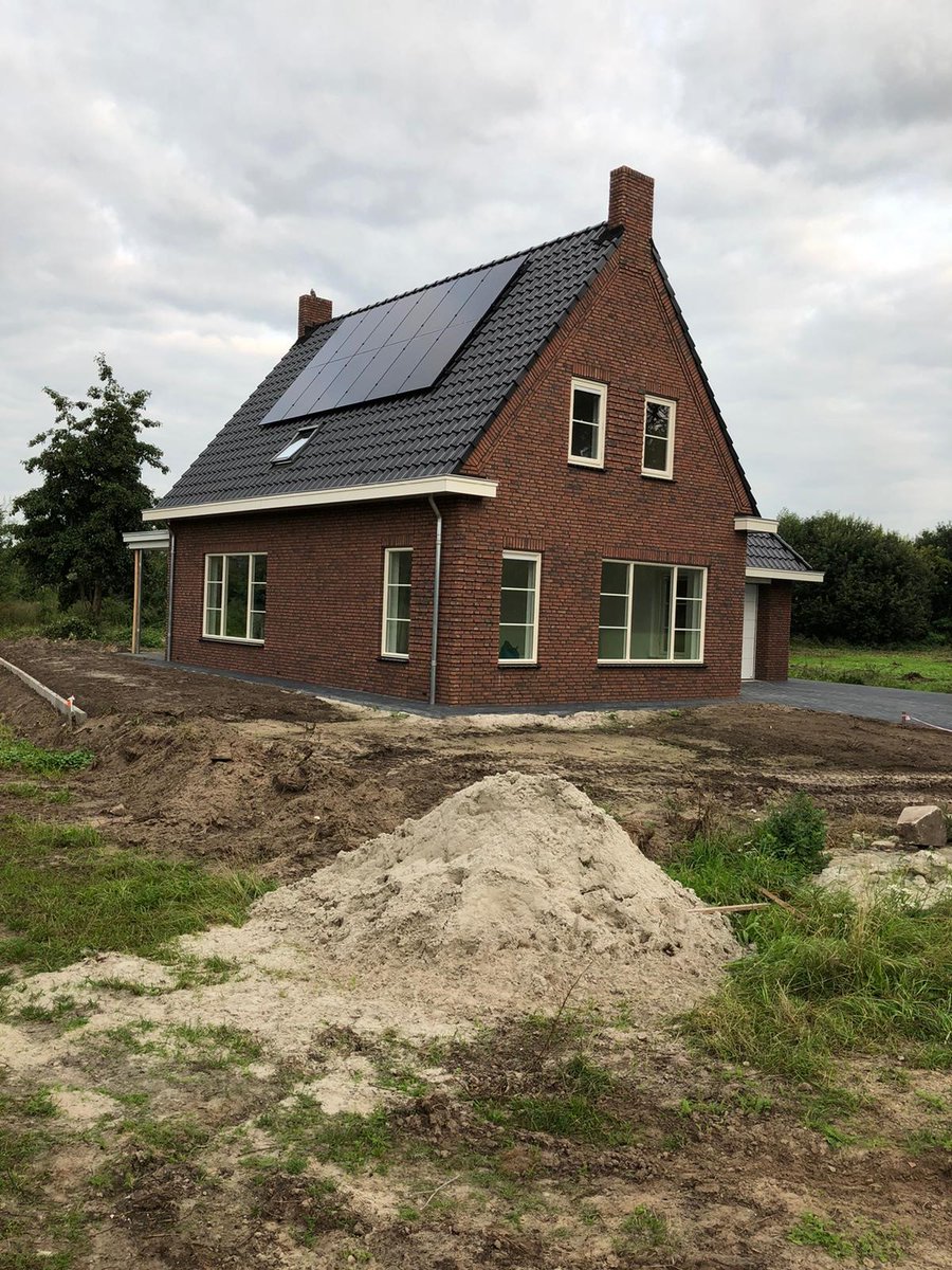 BouwRegeling's tweet photo. - OPLEVERING VRIJSTAANDE WONING -
Vanmorgen waren we in Coevorden voor een oplevering. Het was een succesvolle oplevering met uitermate tevreden klanten! We bedanken onze jongens en onderaannemers voor hun inzet! We wensen de klant veel geluk in hun nieuwe woning. https://t.co/mzC3oItqeo