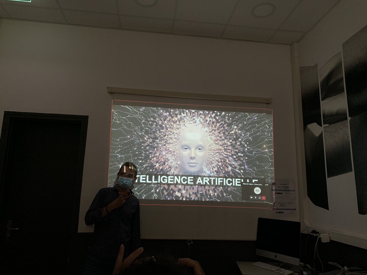 Cours d’#ia #ai avec ⁦<a href="/ArnaultChatel/">Arnault Chatel</a>⁩  en live #mbadmb #efap_  #puissance13