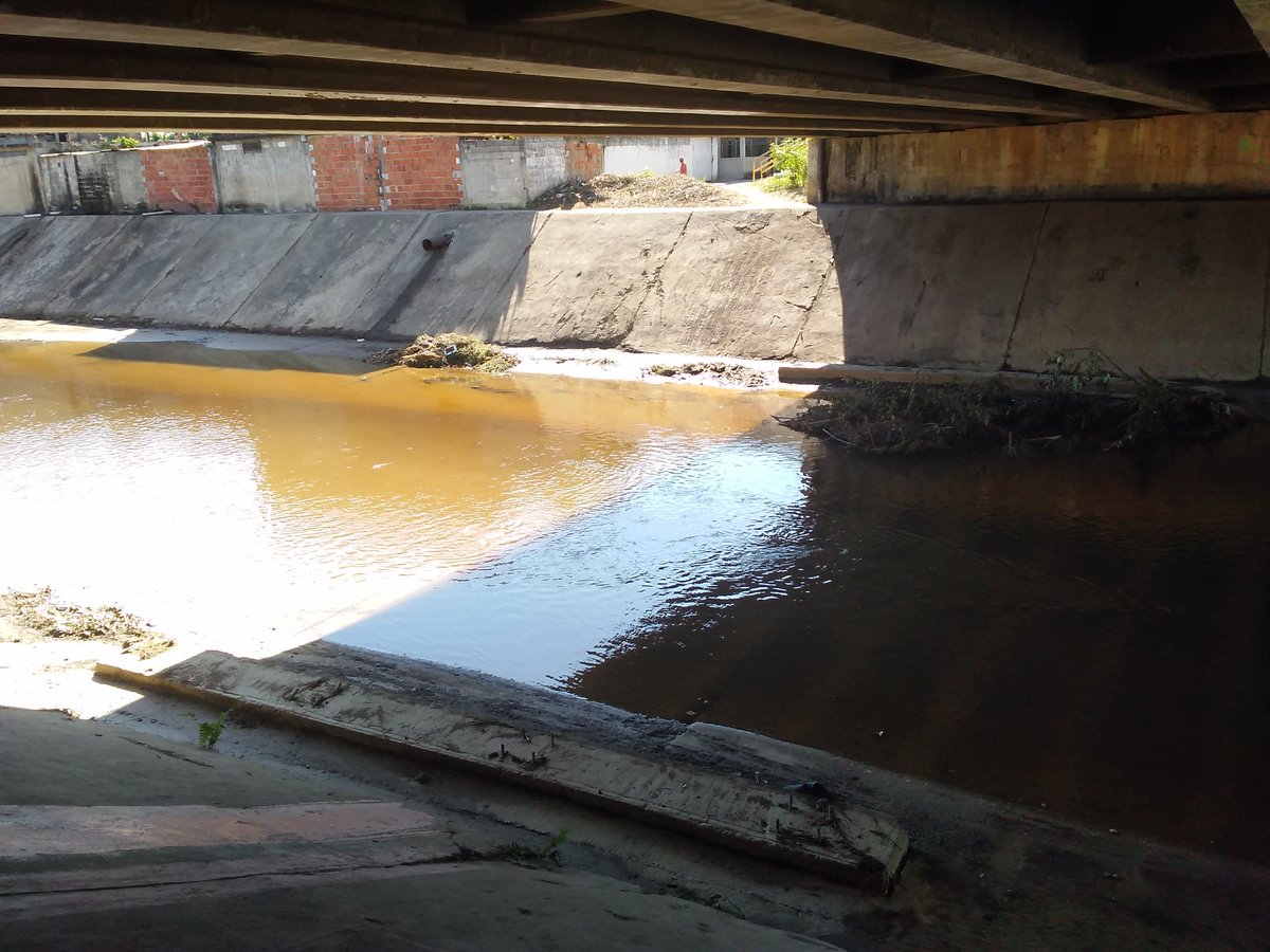 alcaldiajjm1's tweet photo. Así avanzan las labores de saneamiento del Río Morón #Unidad @VillegasKarelia @PrensaPequiven #Palmichal y organizaciones activas! @minecve @rafaellacava10 @BarberaMinistro @Barrio_Tricolor @MVzlaBella @EvelynB_Vasquez 

#YoSíVotoPSUV

#EconomíaProductivaYParticipativa https://t.co/ScdTLpjCaB
