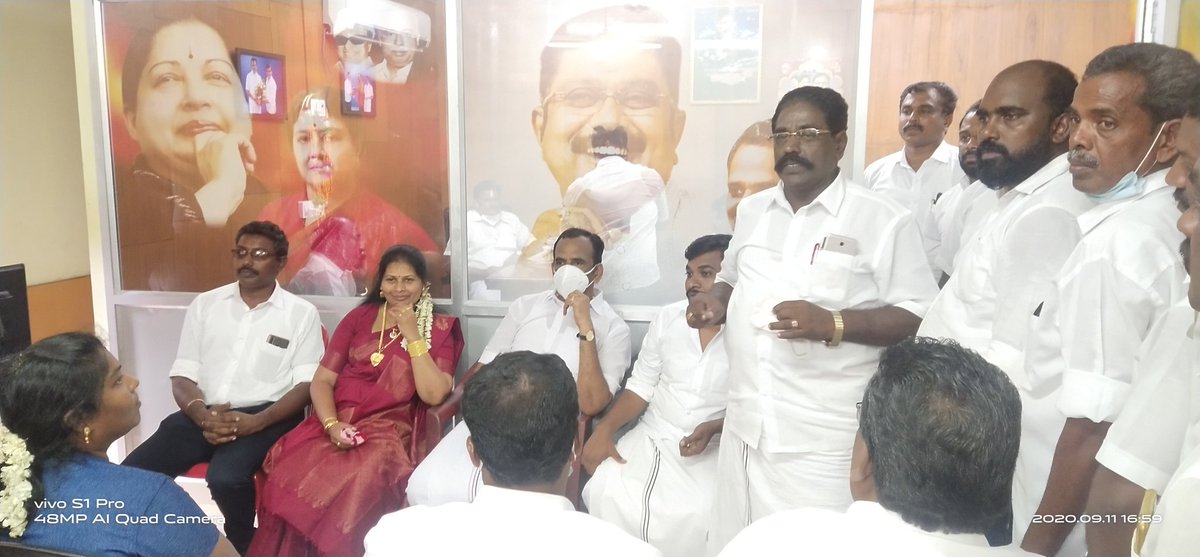 IDWingPandiAMMK's tweet photo. கழகப் பொதுச்செயலாளர், மக்கள் செல்வர், திரு @TTVDhinakaran  BE.,MLA அவர்களின் ஆணைக்கிணங்க, கன்னியாகுமரி கிழக்கு, மேற்கு, ஒருங்கிணைந்த மாவட்ட கழக நிர்வாகிகளுக்கான ஆலோசனைக் கூட்டம்,கழக தேர்தல் பிர���வு செயலாளர் தென் மண்டல பொறுப்பாளர்,கயத்தார் ஒன்றியகுழு தலைவர்,
கடம்பூர் இளைய ஜமீன்தார் https://t.co/rrPcMdzFx0