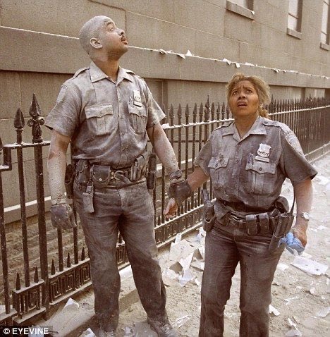 BrantBagley62's tweet photo. As we reflect on what happened 19 years ago today. Think about how grateful we were for those who ran towards the problem instead of away and how grateful we were for them... these are the same men and women that we hate on now for the actions of a few #ThinBlueLine #Ladder118 https://t.co/XwjwpAzOjU